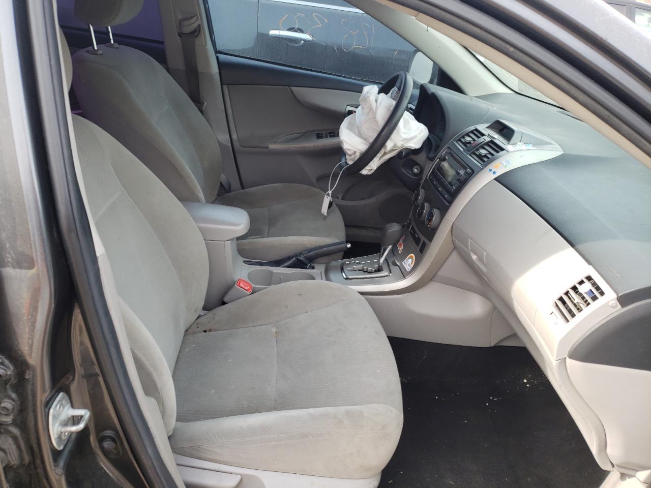Photo 5 from auction – 2012 TOYOTA COROLLA BA with VIN 2T1BU4EE9CC806762