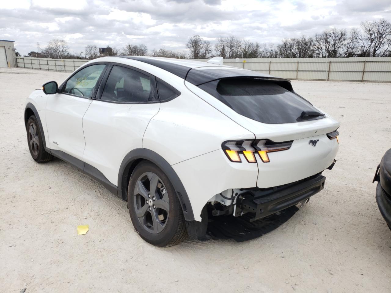 Photo 3 from auction – 2021 FORD MUSTANG MA with VIN 3FMTK1RM2MMA04424