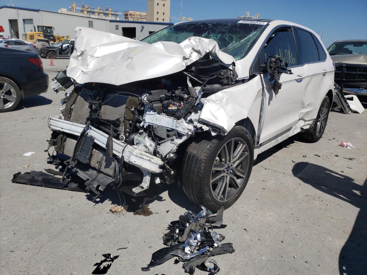 Photo 2 from auction – 2019 FORD EDGE TITAN with VIN 2FMPK3K93KBB67052