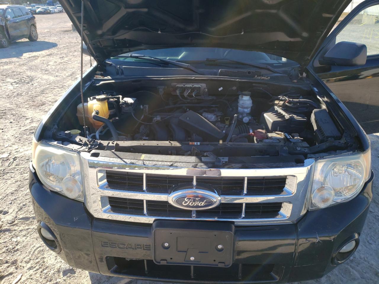 Photo 7 from auction – 2008 FORD ESCAPE XLT with VIN 1FMCU93108KE39026