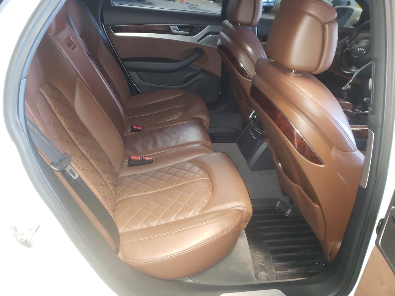 Photo 6 from auction – 2011 AUDI A8 QUATTRO with VIN WAUAVAFD9BN000829
