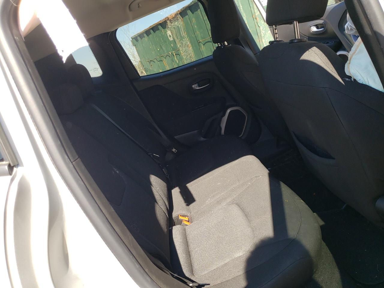 Photo 6 from auction – 2017 JEEP RENEGADE with VIN ZACCJABB2HPF78248