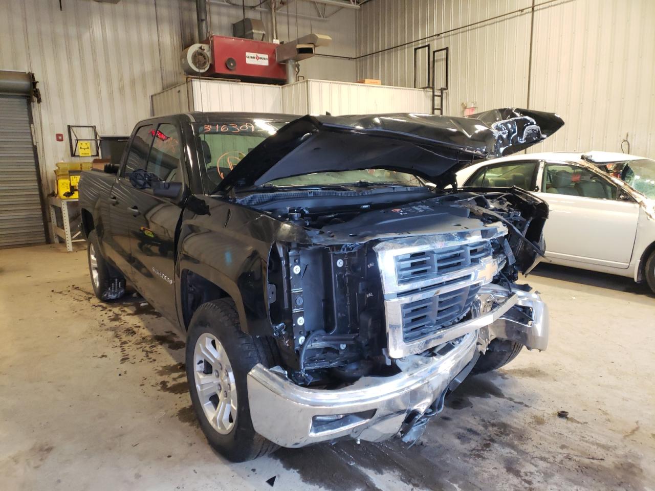 CHEVROLET SILVERADO 2014 with VIN 1GCVKREC1EZ401650 - Photo from auction
