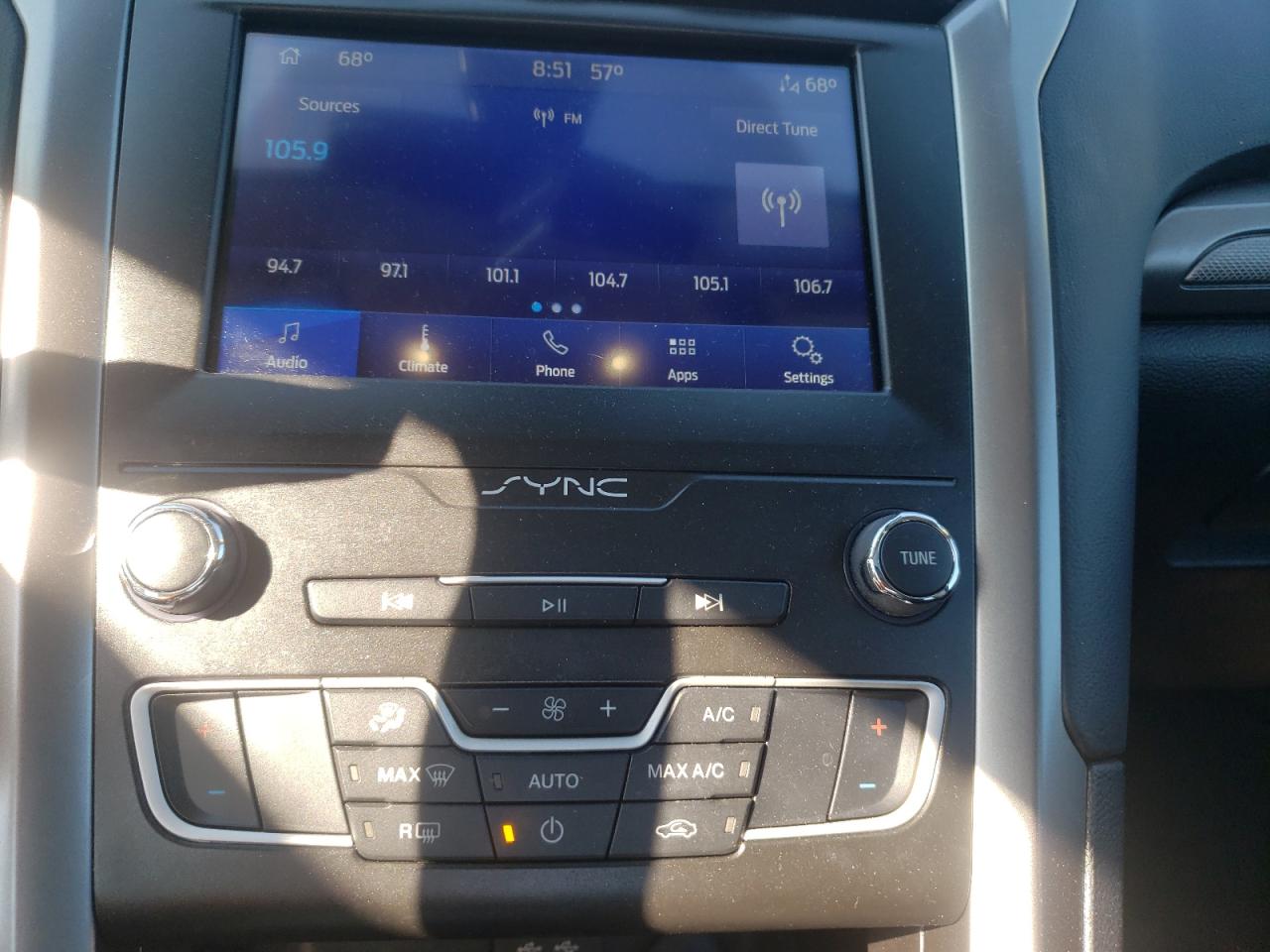 Photo 9 from auction – 2020 FORD FUSION SE with VIN 3FA6P0HD8LR178150
