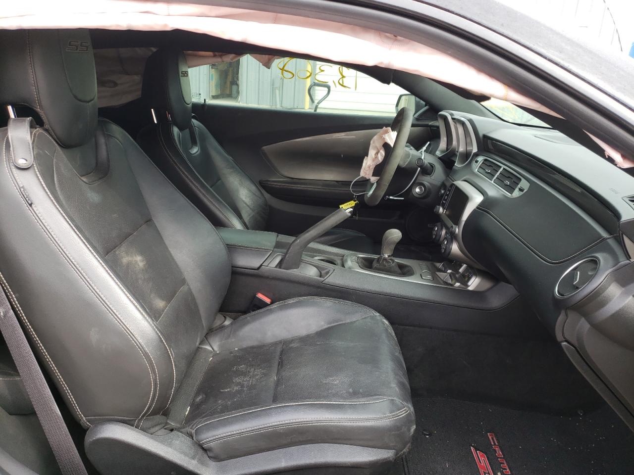 Photo 5 from auction – 2015 CHEVROLET CAMARO 2SS with VIN 2G1FJ1EW9F9271009