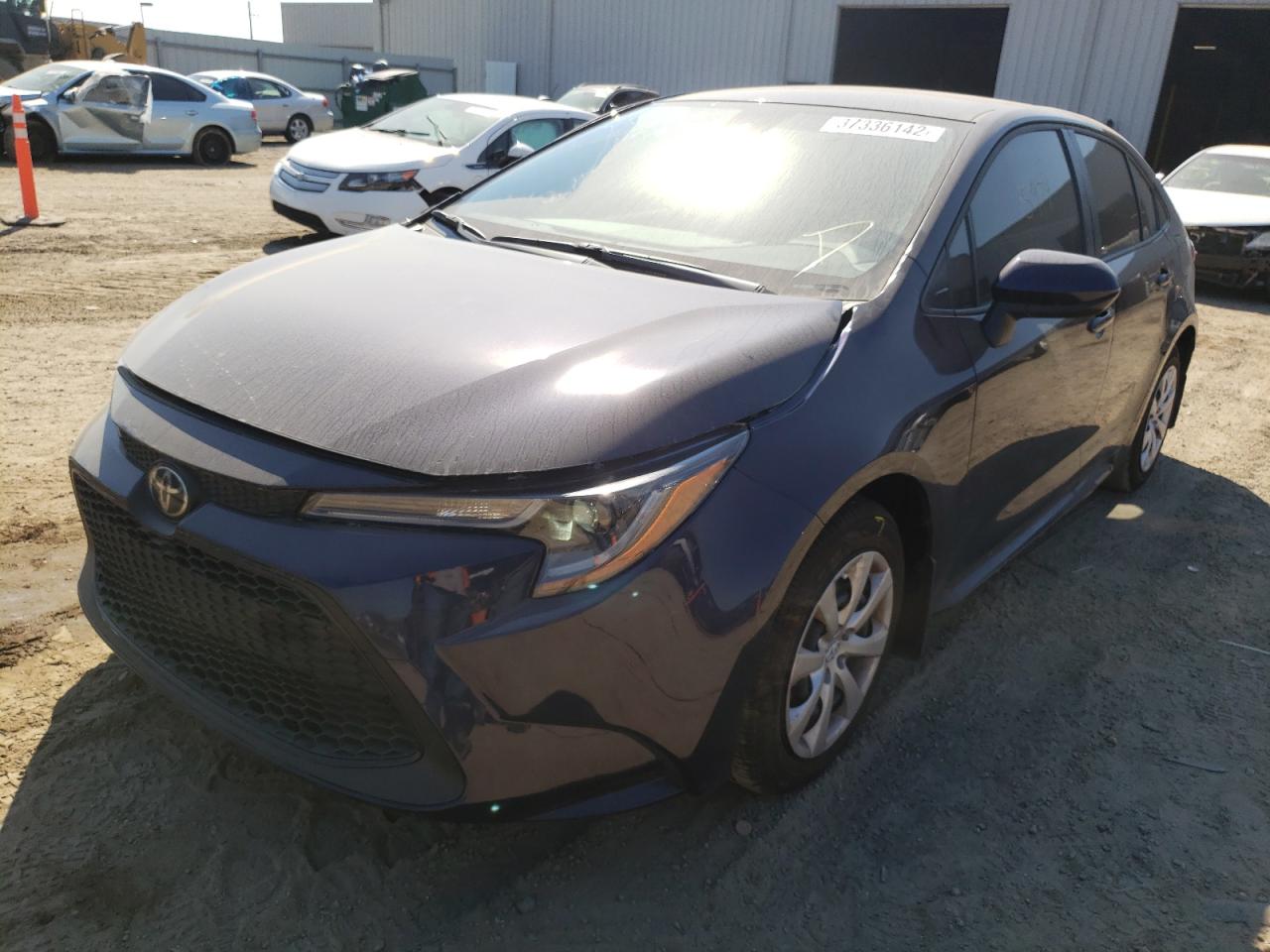 Photo 2 from auction – 2022 TOYOTA COROLLA LE with VIN JTDEPMAE4NJ200495
