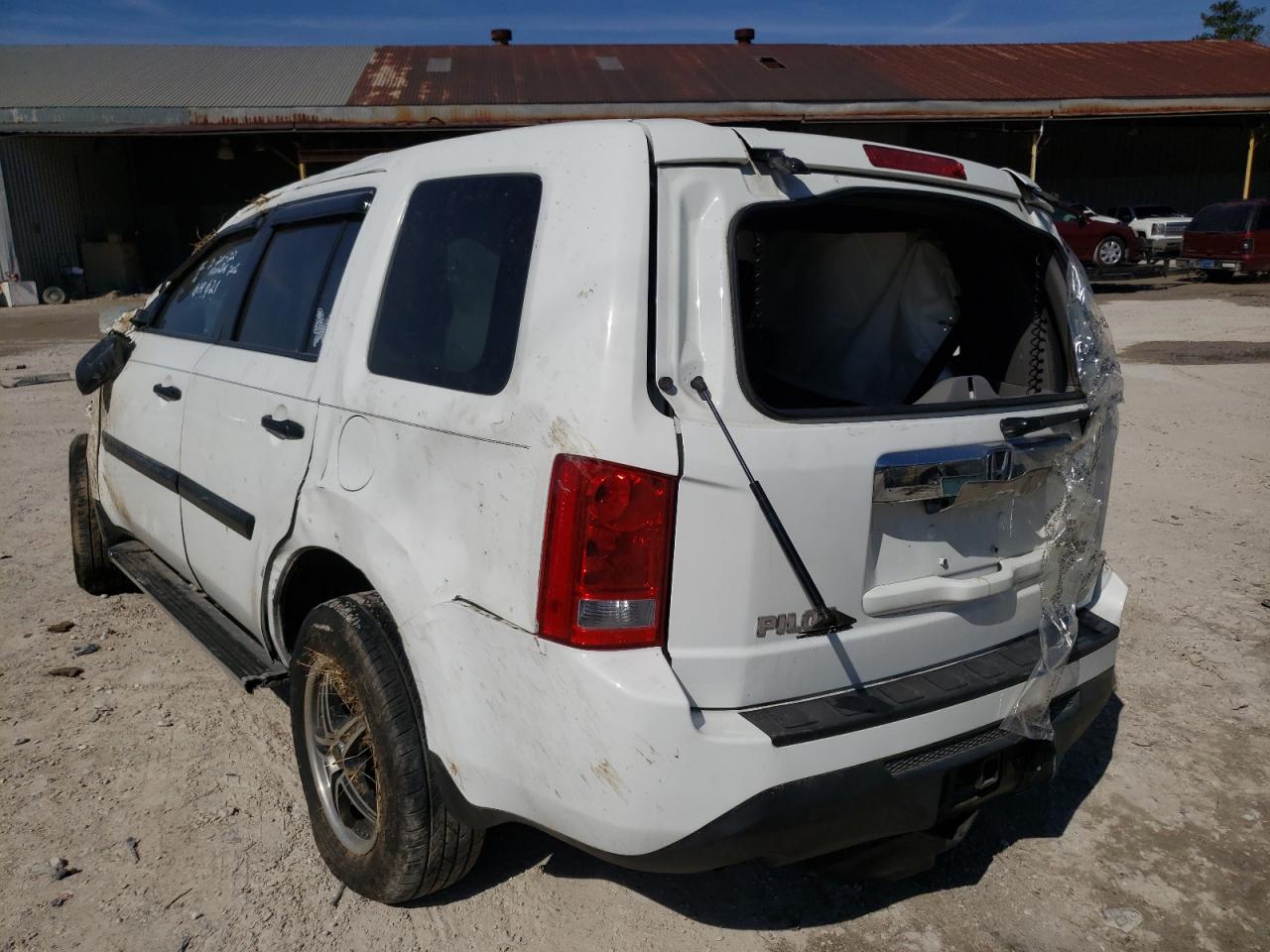 Photo 3 from auction – 2012 HONDA PILOT LX with VIN 5FNYF3H24CB019021