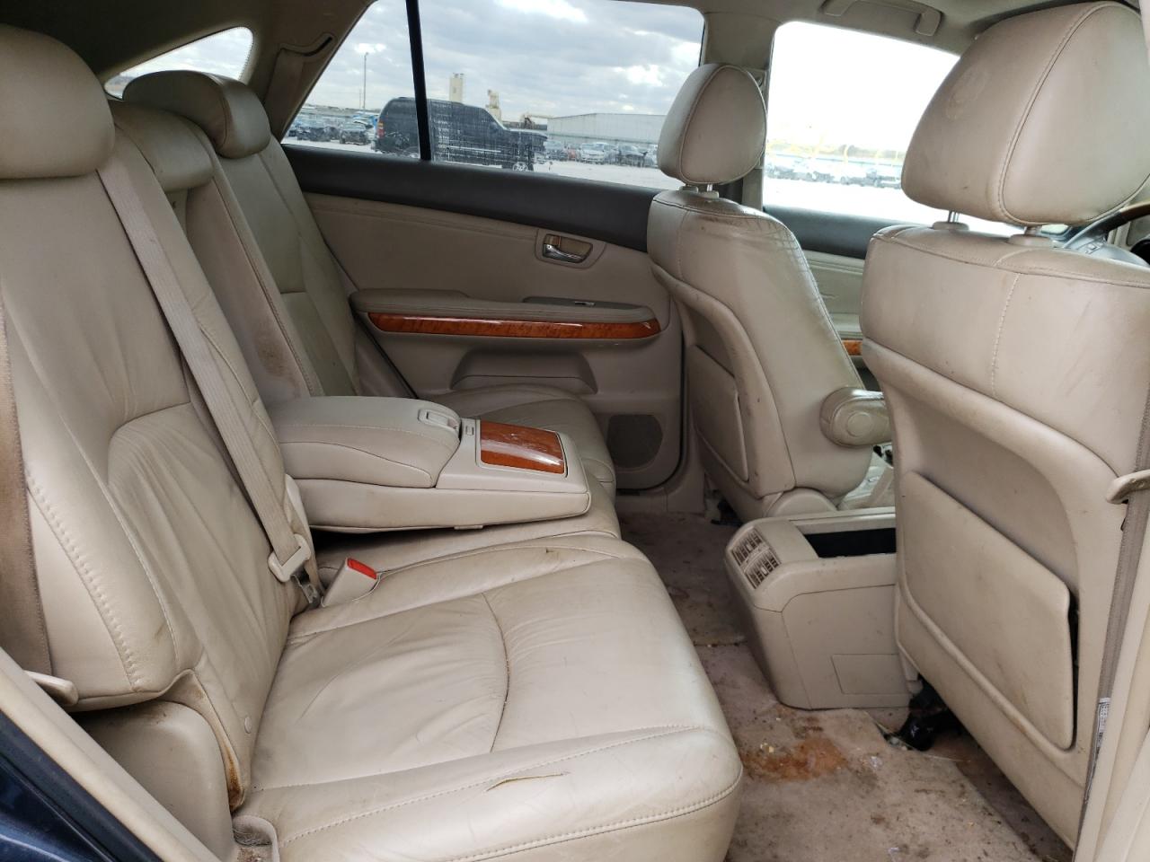 Photo 6 from auction – 2007 LEXUS RX 350 with VIN 2T2GK31U67C025752