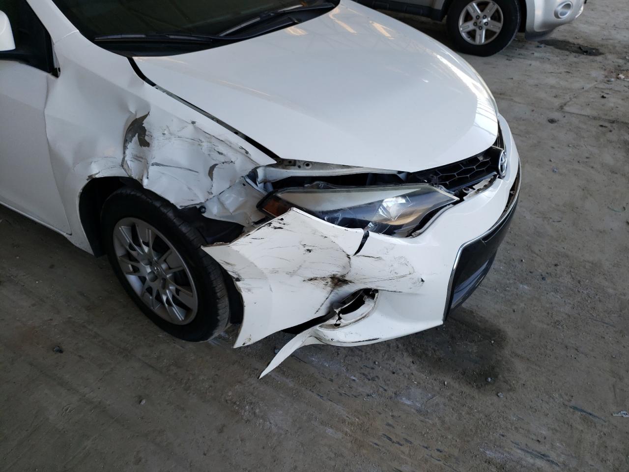 Photo 9 from auction – 2015 TOYOTA COROLLA L with VIN 2T1BURHE4FC301709