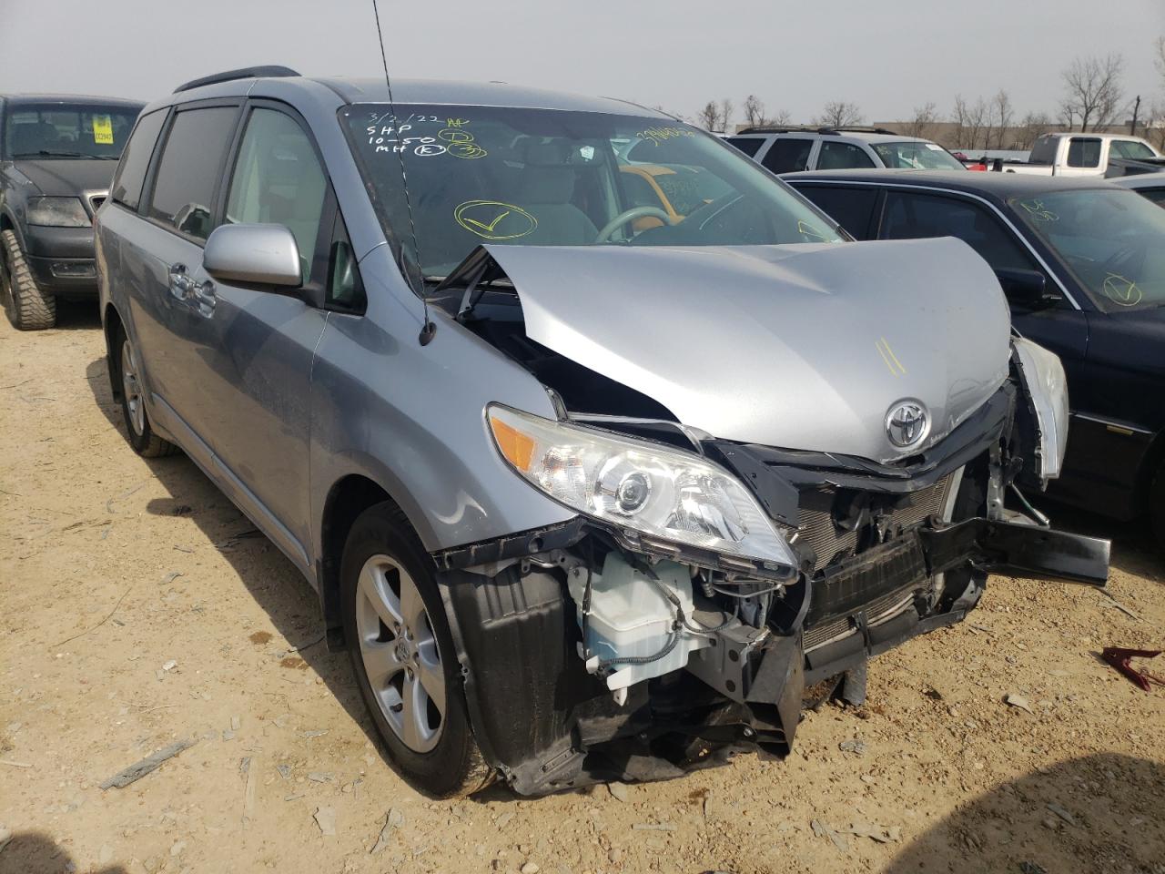 TOYOTA SIENNA LE 2012 with VIN 5TDKK3DC8CS270412 - Photo from auction
