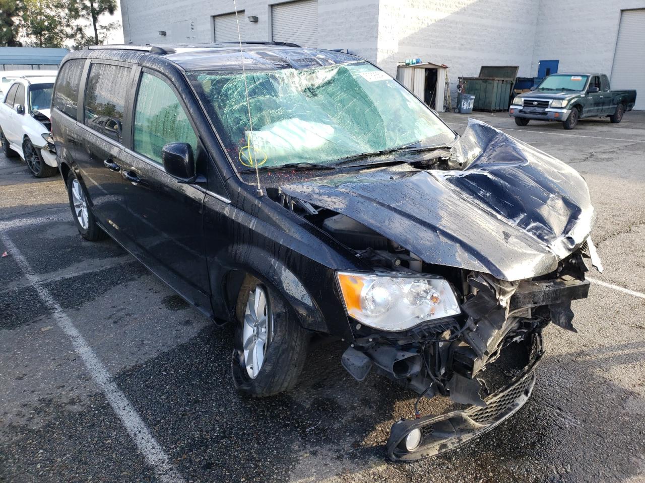 DODGE GRAND CARA 2019 z numerem VIN 2C4RDGCG5KR797657 - Zdjęcie z aukcji