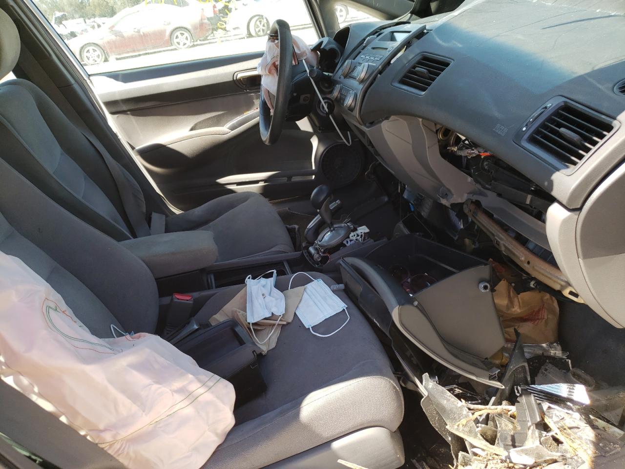 Photo 5 from auction – 2008 HONDA CIVIC LX with VIN 2HGFA16558H304952