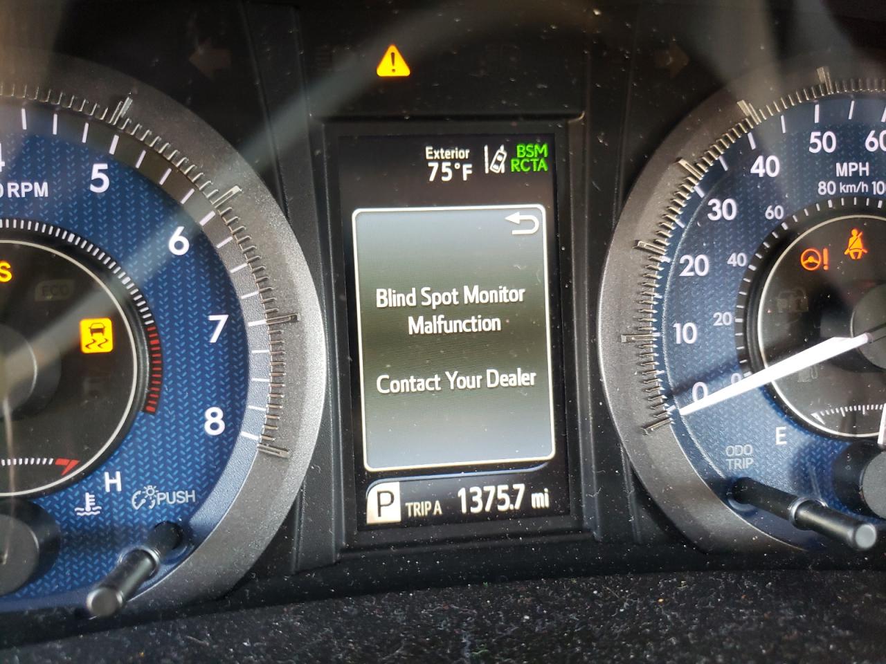 Photo 7 from auction – 2018 TOYOTA SIENNA XLE with VIN 5TDYZ3DC8JS959059