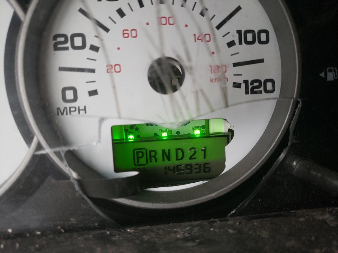 Photo 8 from auction – 2005 FORD ESCAPE XLT with VIN 1FMCU93135KA45399