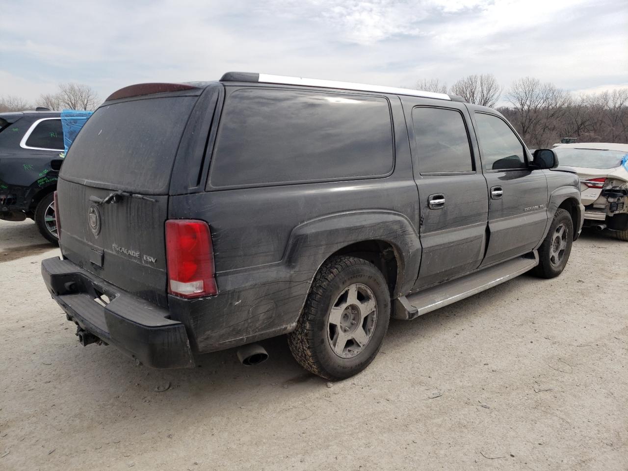 Photo 4 from auction – 2004 CADILLAC ESCALADE E with VIN 3GYFK66NX4G206867