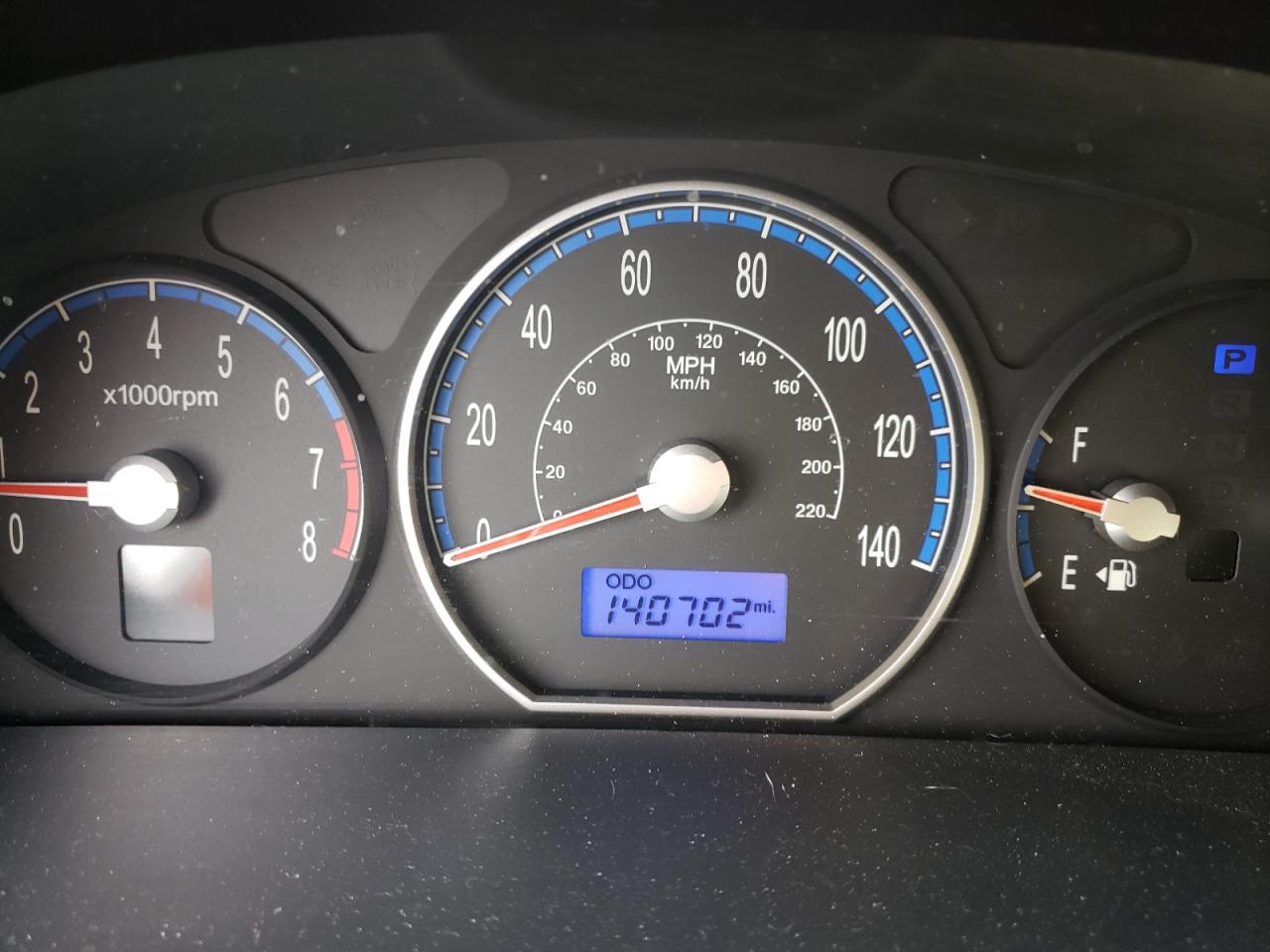 Photo 8 from auction – 2007 HYUNDAI SANTA FE G with VIN 5NMSG13D77H112118