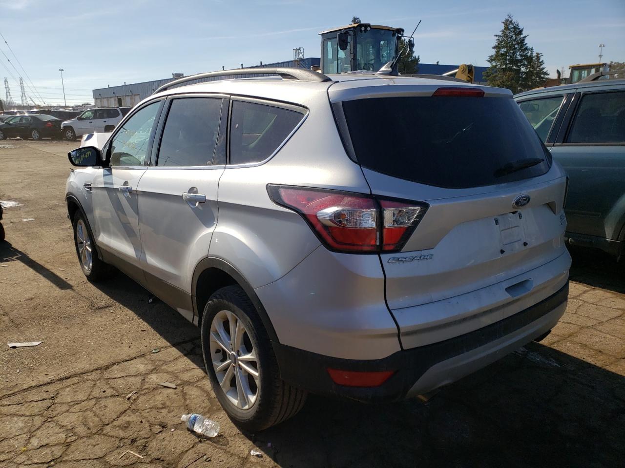 Photo 3 from auction – 2018 FORD ESCAPE SEL with VIN 1FMCU0HD1JUC57621