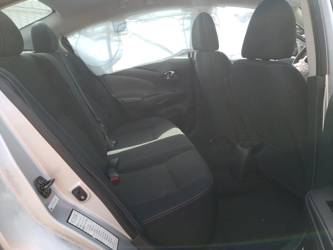 Photo 6 from auction – 2016 NISSAN VERSA S with VIN 3N1CN7AP6GL809098
