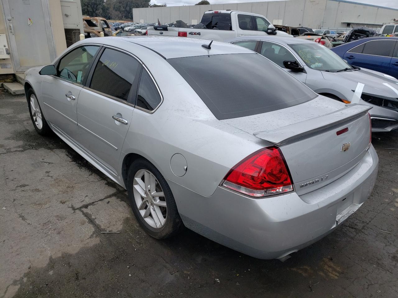 Photo 3 from auction – 2015 CHEVROLET IMPALA LIM with VIN 2G1WC5E38F1117557