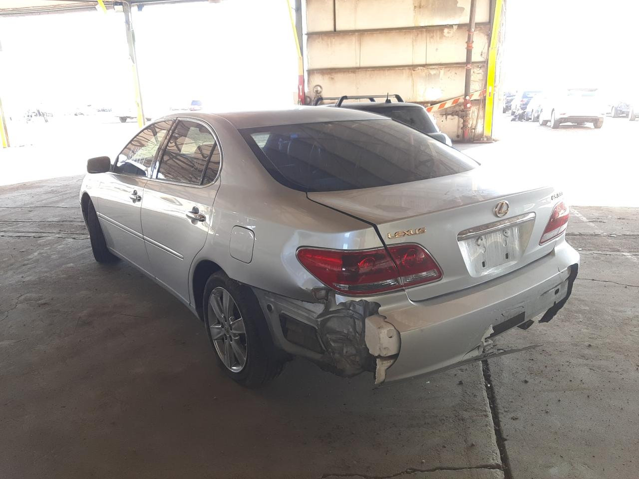 Photo 3 from auction – 2005 LEXUS ES 330 with VIN JTHBA30G655077548