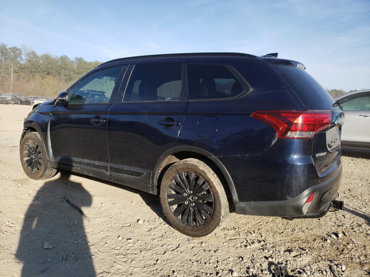 Photo 3 from auction – 2020 MITSUBISHI OUTLANDER with VIN JA4AZ3A36LZ035298