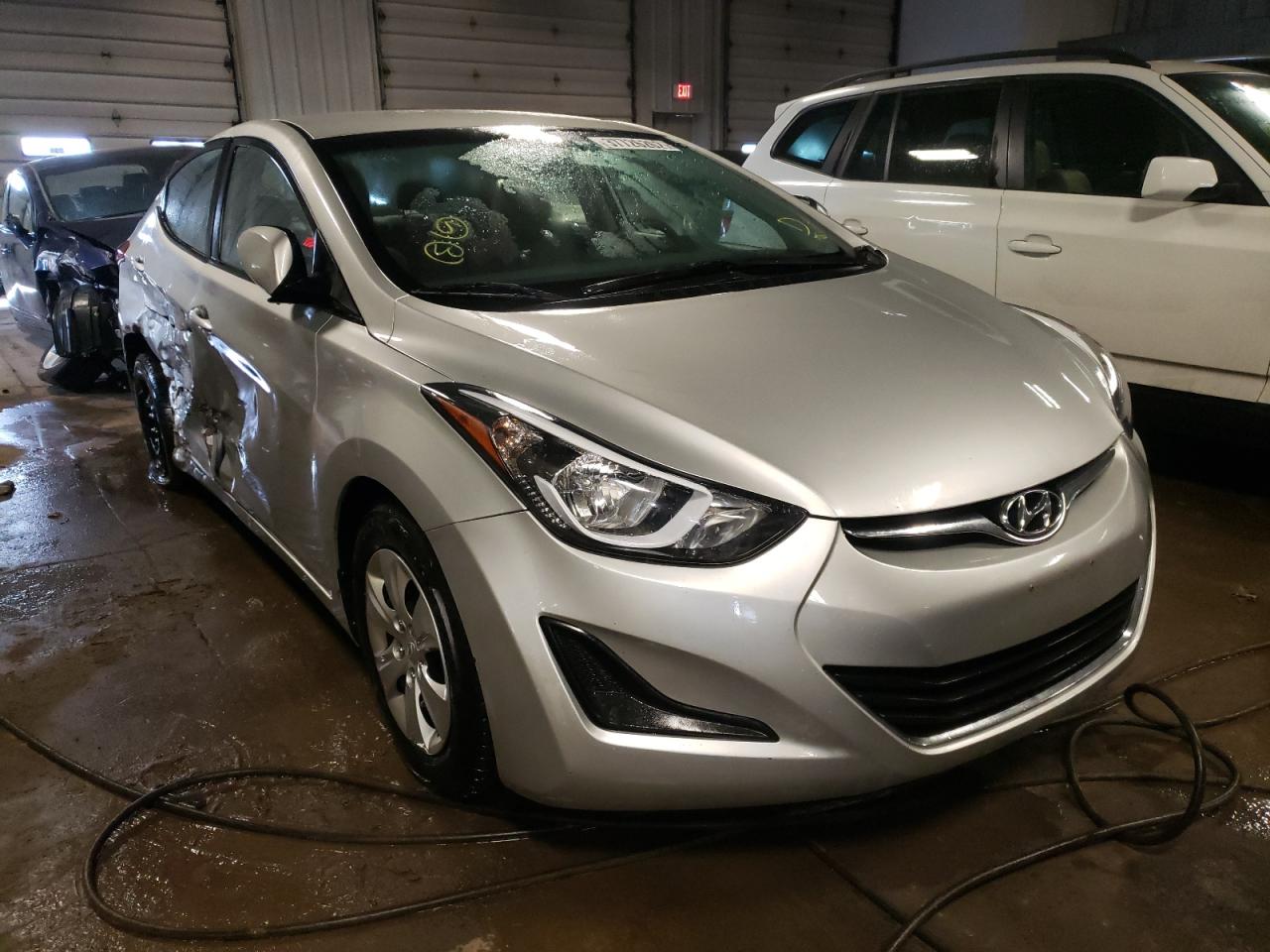 HYUNDAI ELANTRA SE 2016 with VIN 5NPDH4AE4GH793554 - Photo from auction