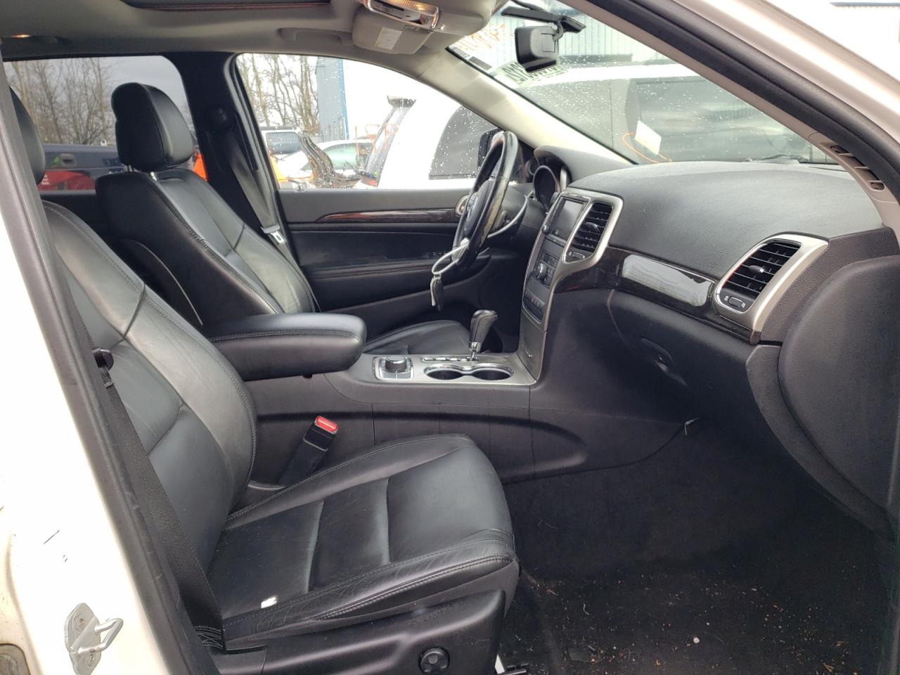 Photo 5 from auction – 2011 JEEP GRAND CHER with VIN 1J4RR4GT6BC643081
