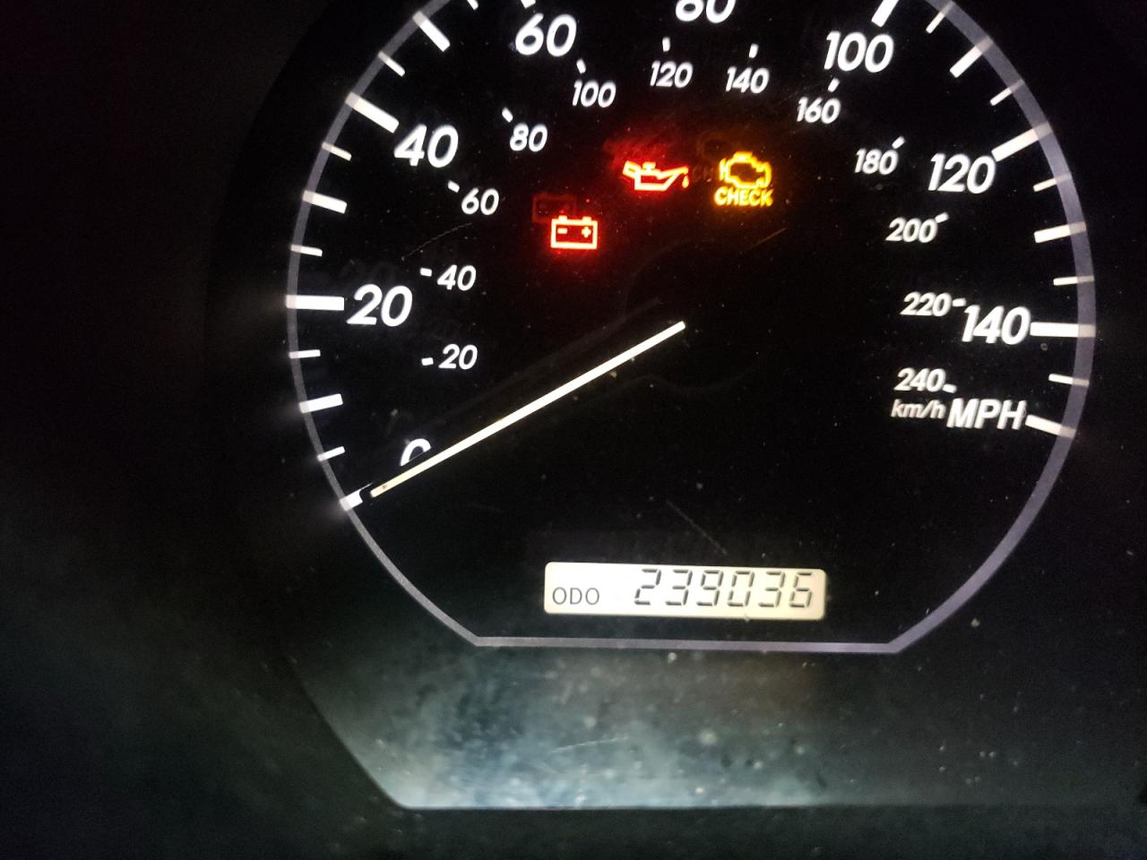Photo 8 from auction – 2004 LEXUS RX 330 with VIN JTJGA31U540021265