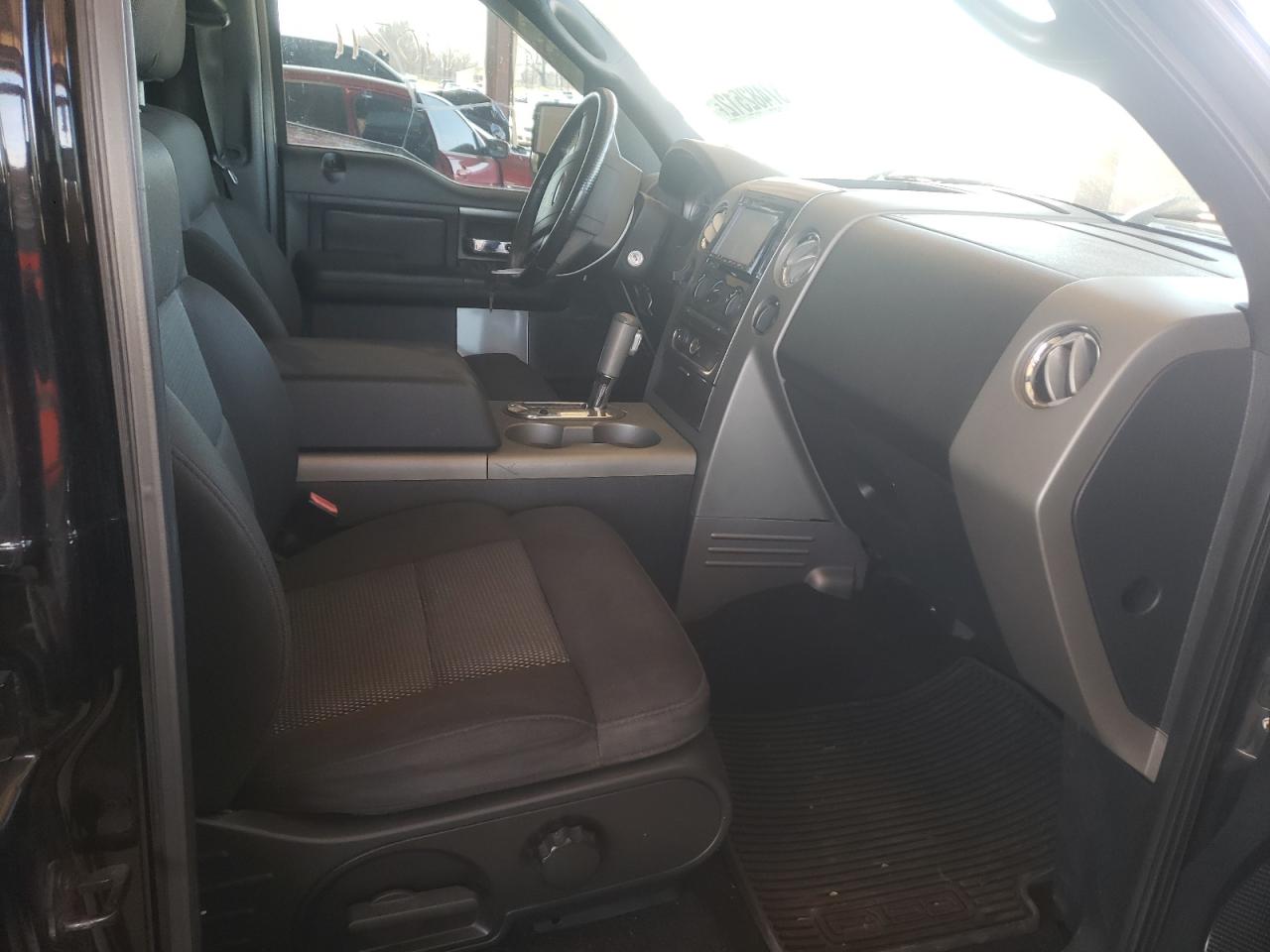 Photo 5 from auction – 2005 FORD F150 SUPER with VIN 1FTPW14545FB53672
