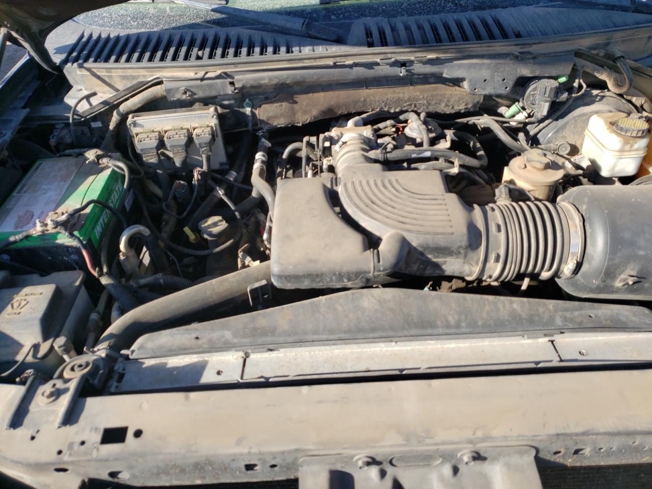 Photo 7 from auction – 2004 FORD EXPEDITION with VIN 1FMFU18L14LB03558