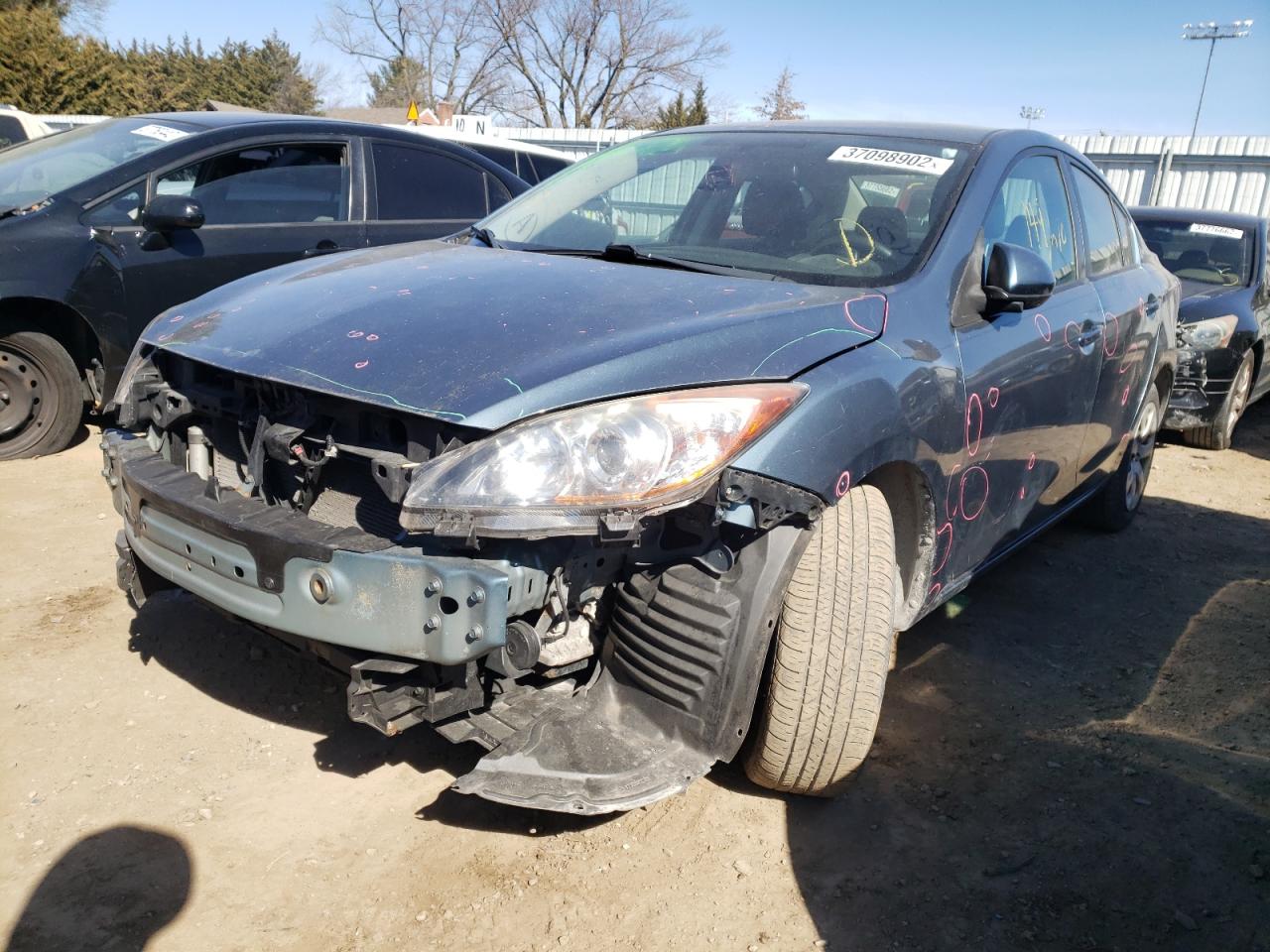 Photo 2 from auction – 2010 MAZDA 3 I with VIN JM1BL1SF1A1312590