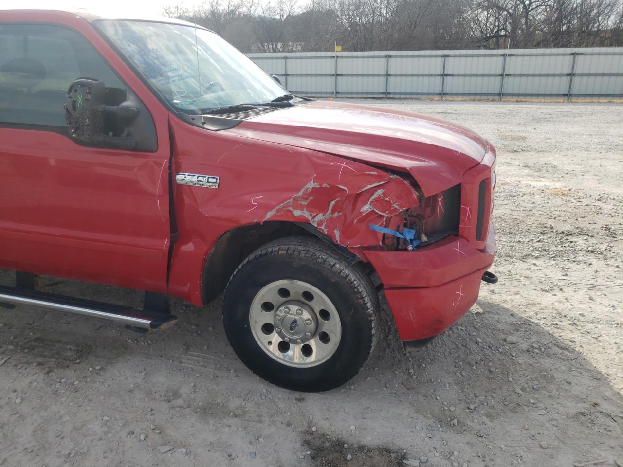 Photo 9 from auction – 2005 FORD F250 SUPER with VIN 1FTNX20565EB19142
