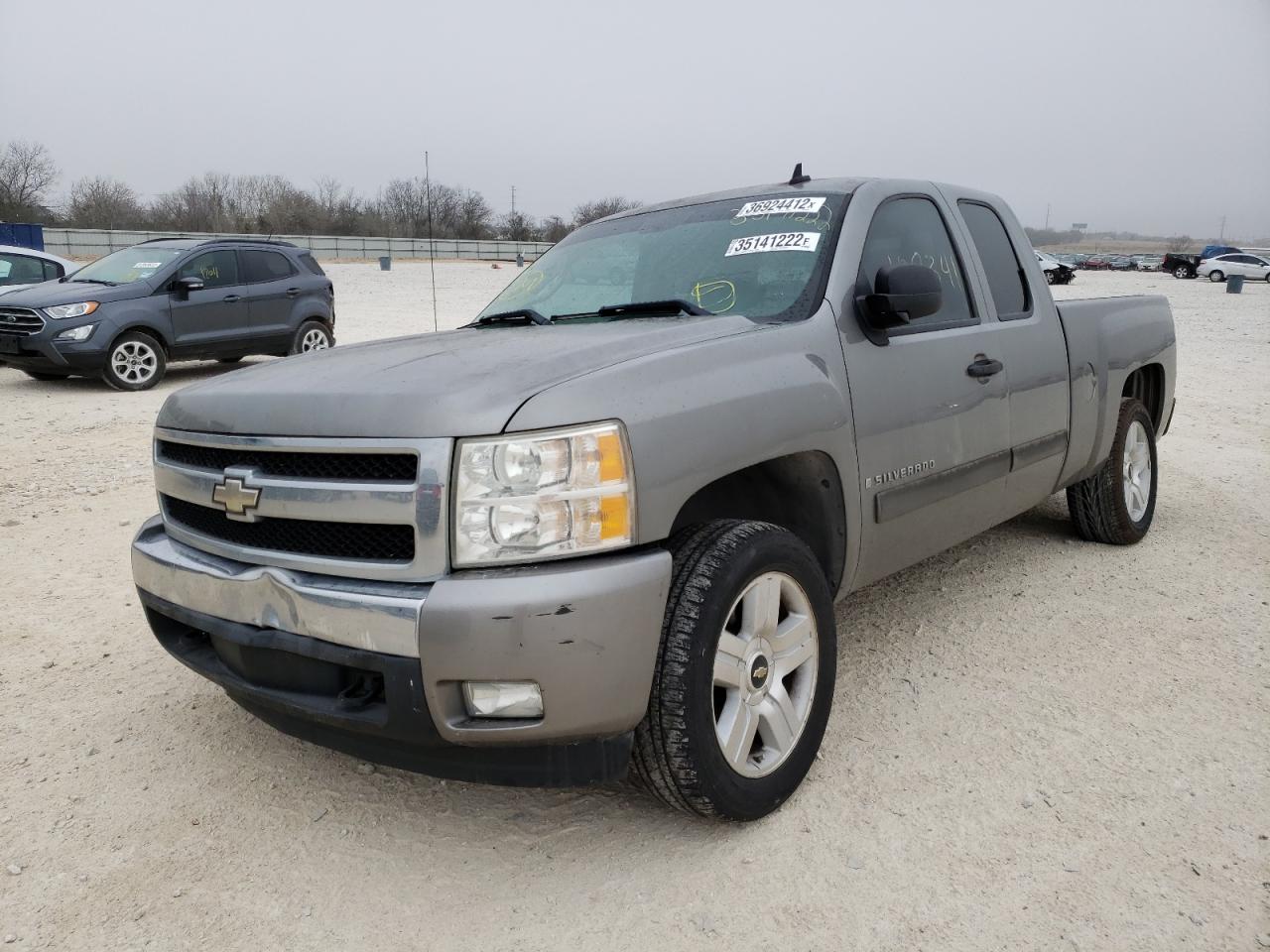 Photo 2 from auction – 2007 CHEVROLET SILVERADO with VIN 2GCEC19J571687022