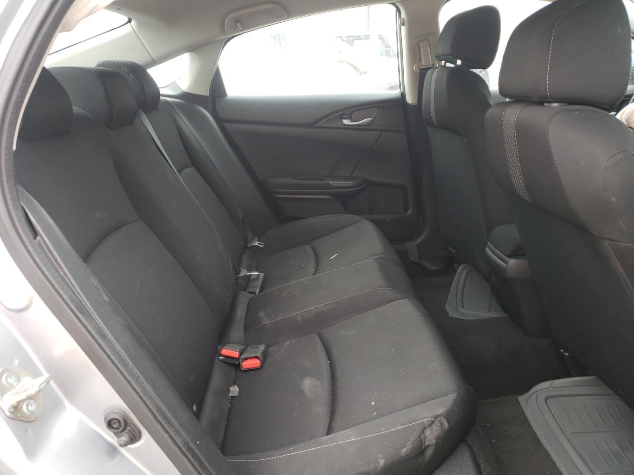 Photo 6 from auction – 2019 HONDA CIVIC LX with VIN 19XFC2F62KE019216