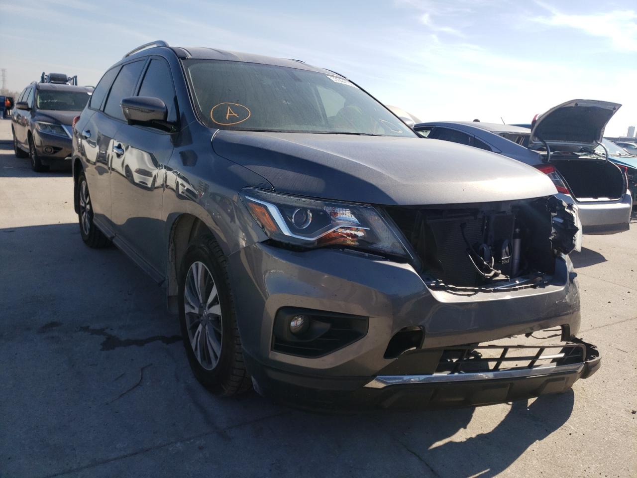 Photo 1 from auction – 2017 NISSAN PATHFINDER with VIN 5N1DR2MN4HC905825