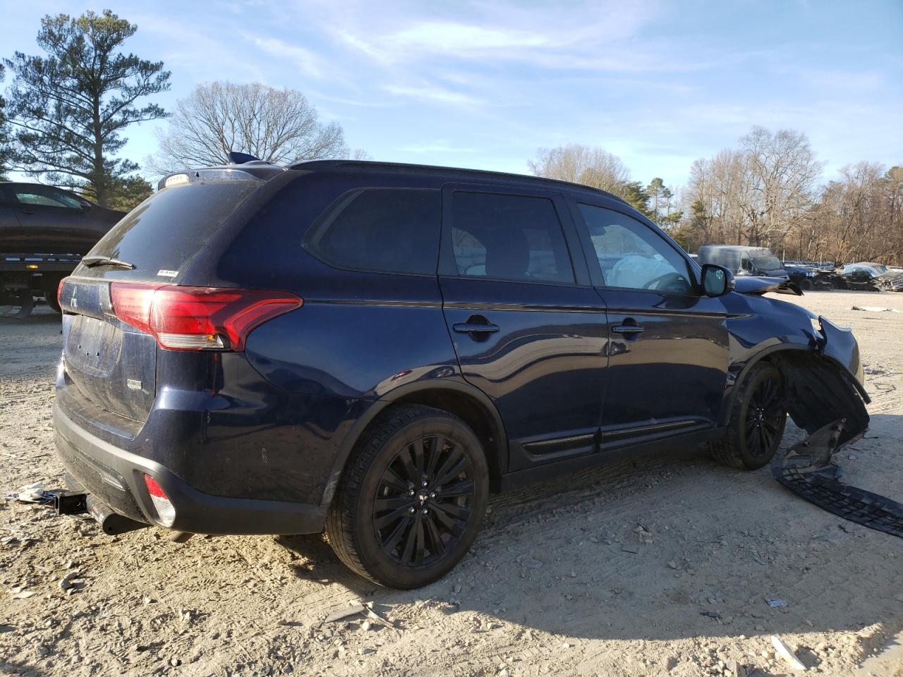 Photo 4 from auction – 2020 MITSUBISHI OUTLANDER with VIN JA4AZ3A36LZ035298