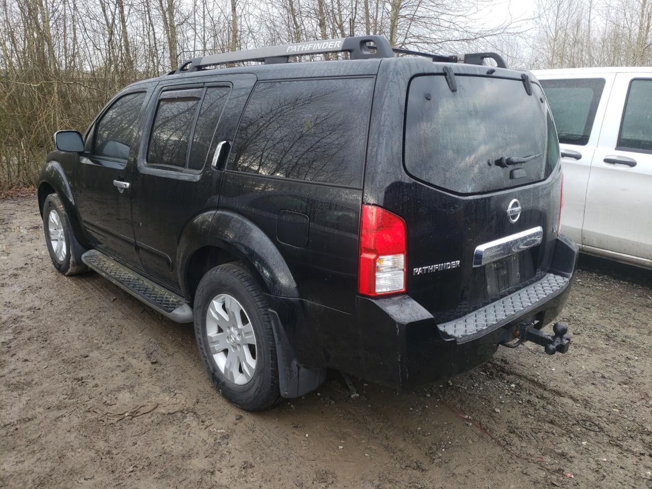 Photo 3 from auction – 2005 NISSAN PATHFINDER with VIN 5N1AR18U85C755566