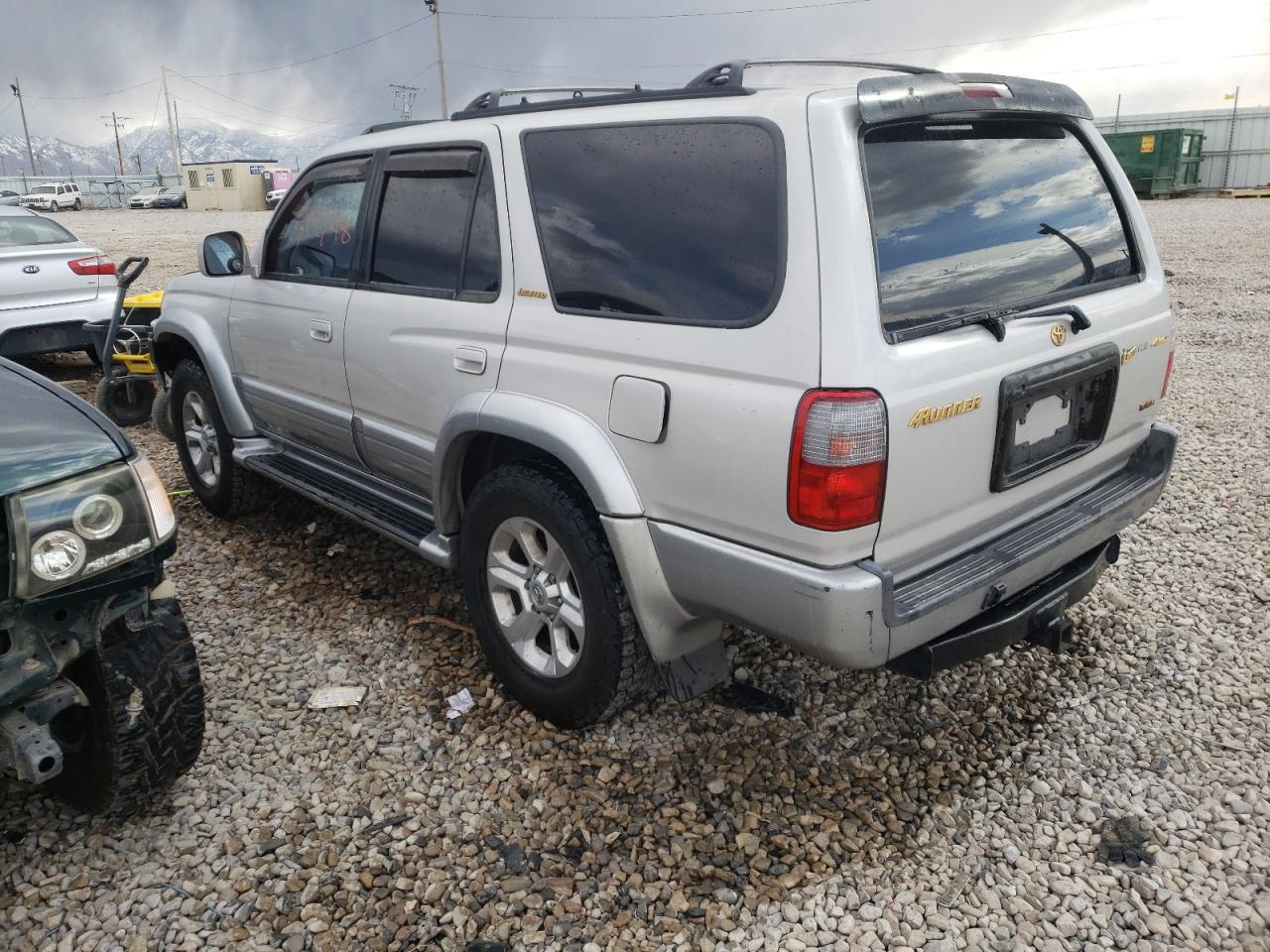 Photo 3 from auction – 2000 TOYOTA 4RUNNER LI with VIN JT3HN87R7Y9039218