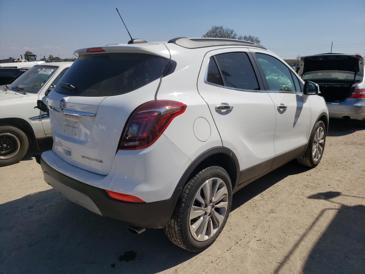 Photo 4 from auction – 2020 BUICK ENCORE PRE with VIN KL4CJASB4LB027879