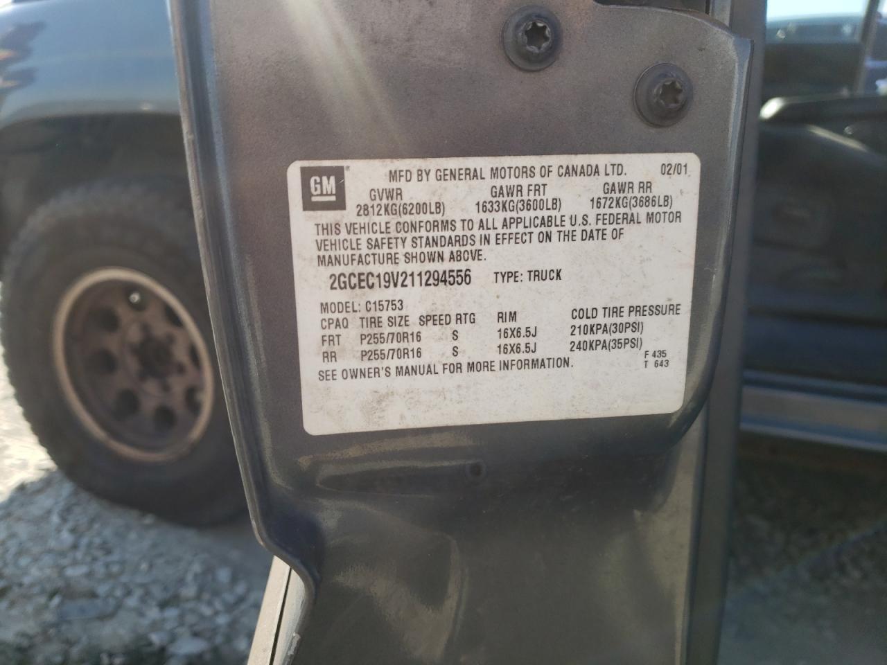 Photo 10 from auction – 2001 CHEVROLET SILVERADO with VIN 2GCEC19V211294556