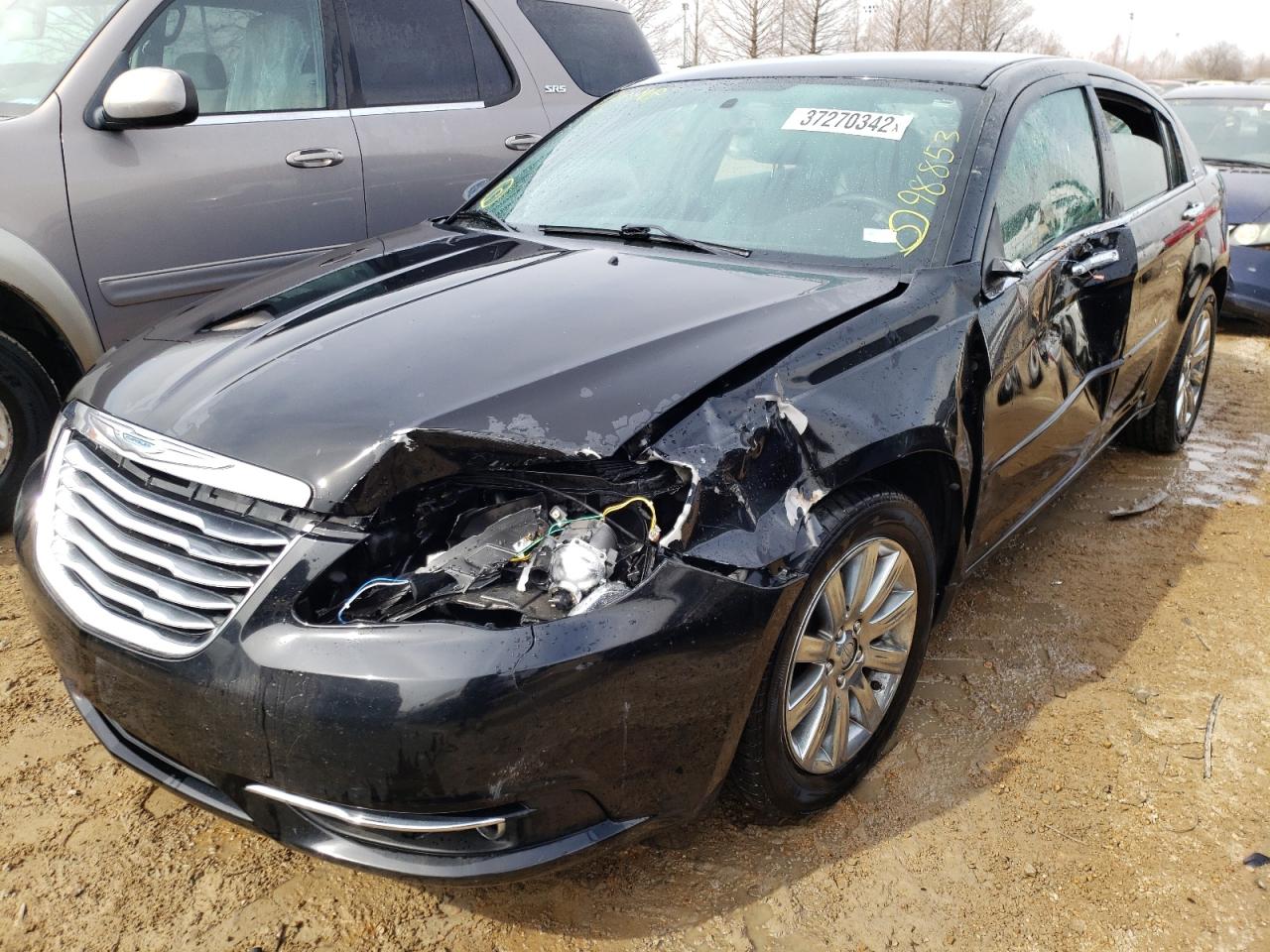Photo 2 from auction – 2013 CHRYSLER 200 LIMITE with VIN 1C3CCBCG3DN607824