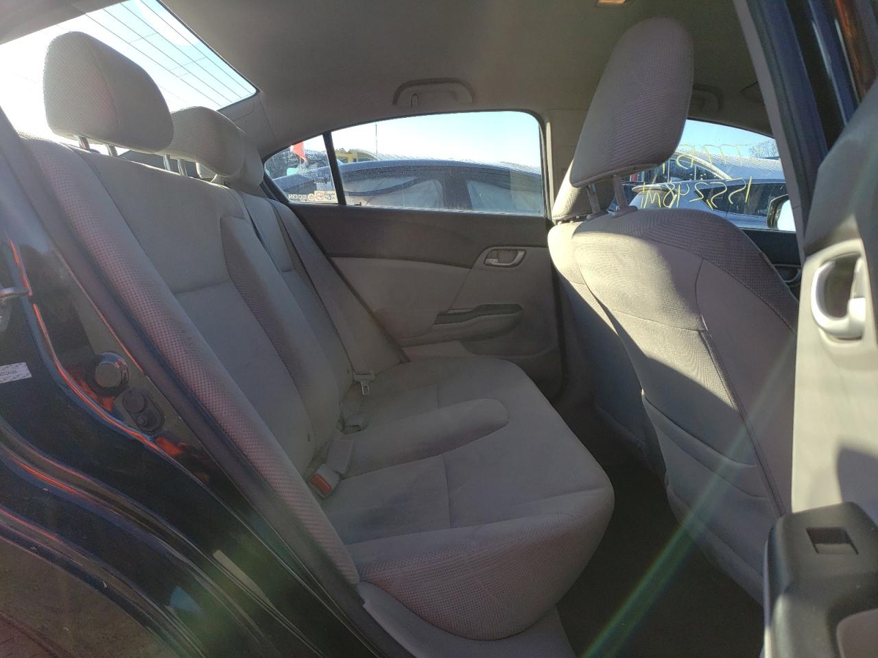 Photo 6 from auction – 2012 HONDA CIVIC LX with VIN 2HGFB2E53CH549889
