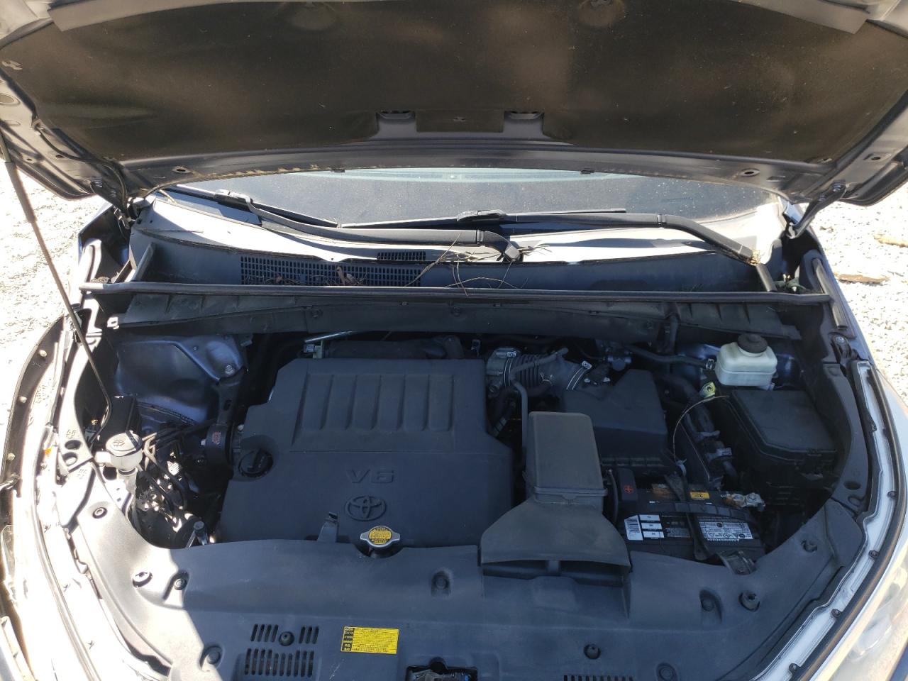 Photo 7 from auction – 2015 TOYOTA HIGHLANDER with VIN 5TDBKRFH7FS175212