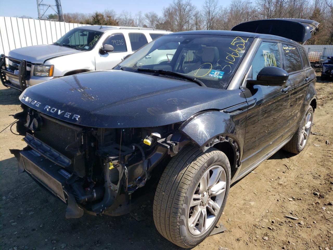 Photo 2 from auction – 2015 LAND ROVER RANGE ROVE with VIN SALVT2BG6FH009999