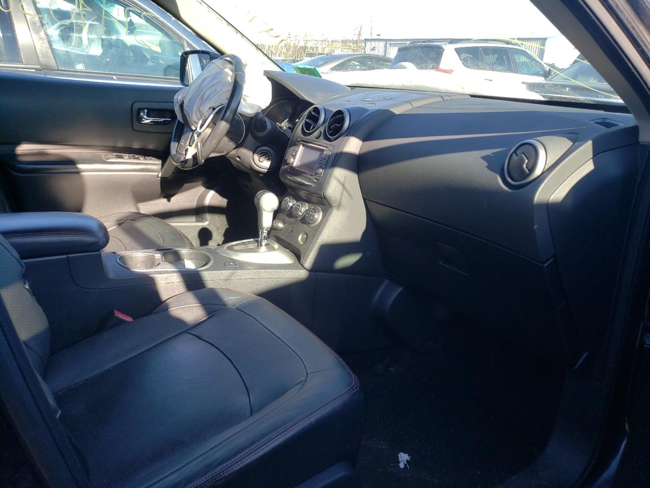Photo 5 from auction – 2011 NISSAN ROGUE S with VIN JN8AS5MV6BW282425