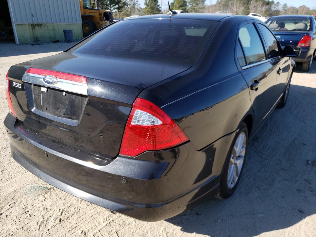 Photo 4 from auction – 2011 FORD FUSION SEL with VIN 3FAHP0CG4BR205370
