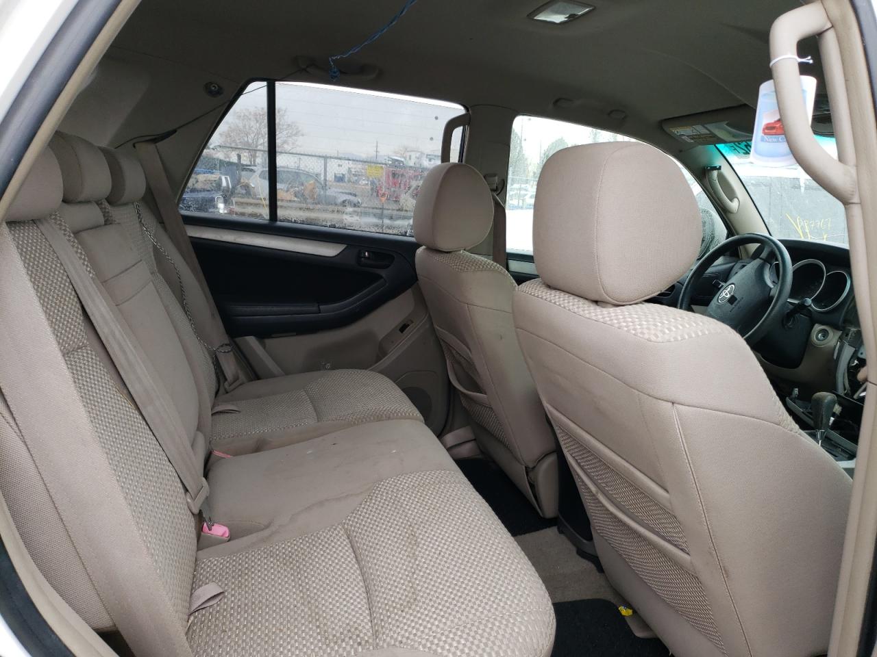 Photo 6 from auction – 2006 TOYOTA 4RUNNER SR with VIN JTEZT14R960027179