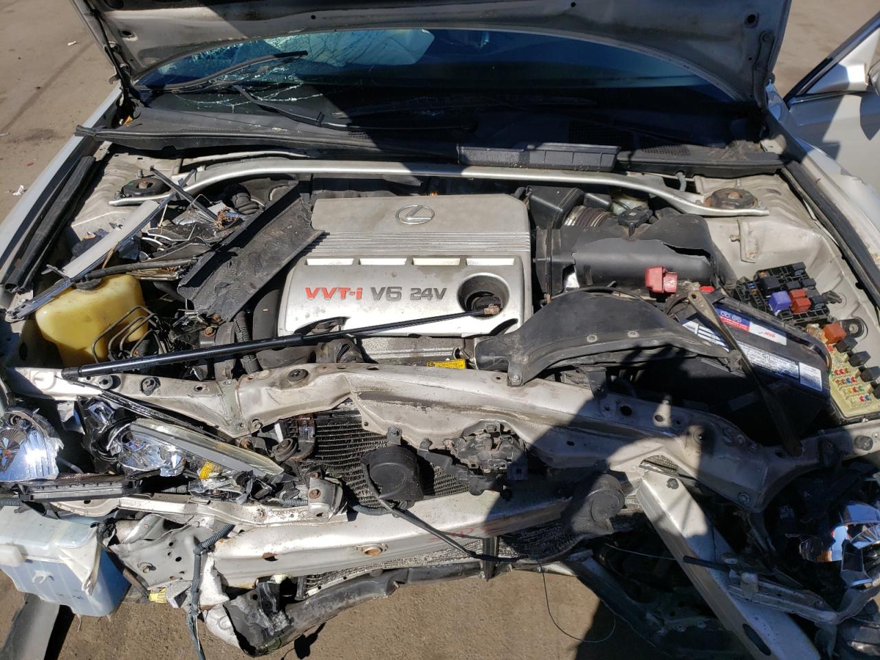 Photo 7 from auction – 2002 LEXUS ES 300 with VIN JTHBF30G820022500