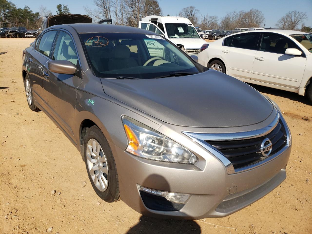 Photo 1 from auction – 2015 NISSAN ALTIMA 2.5 with VIN 1N4AL3AP2FC213182
