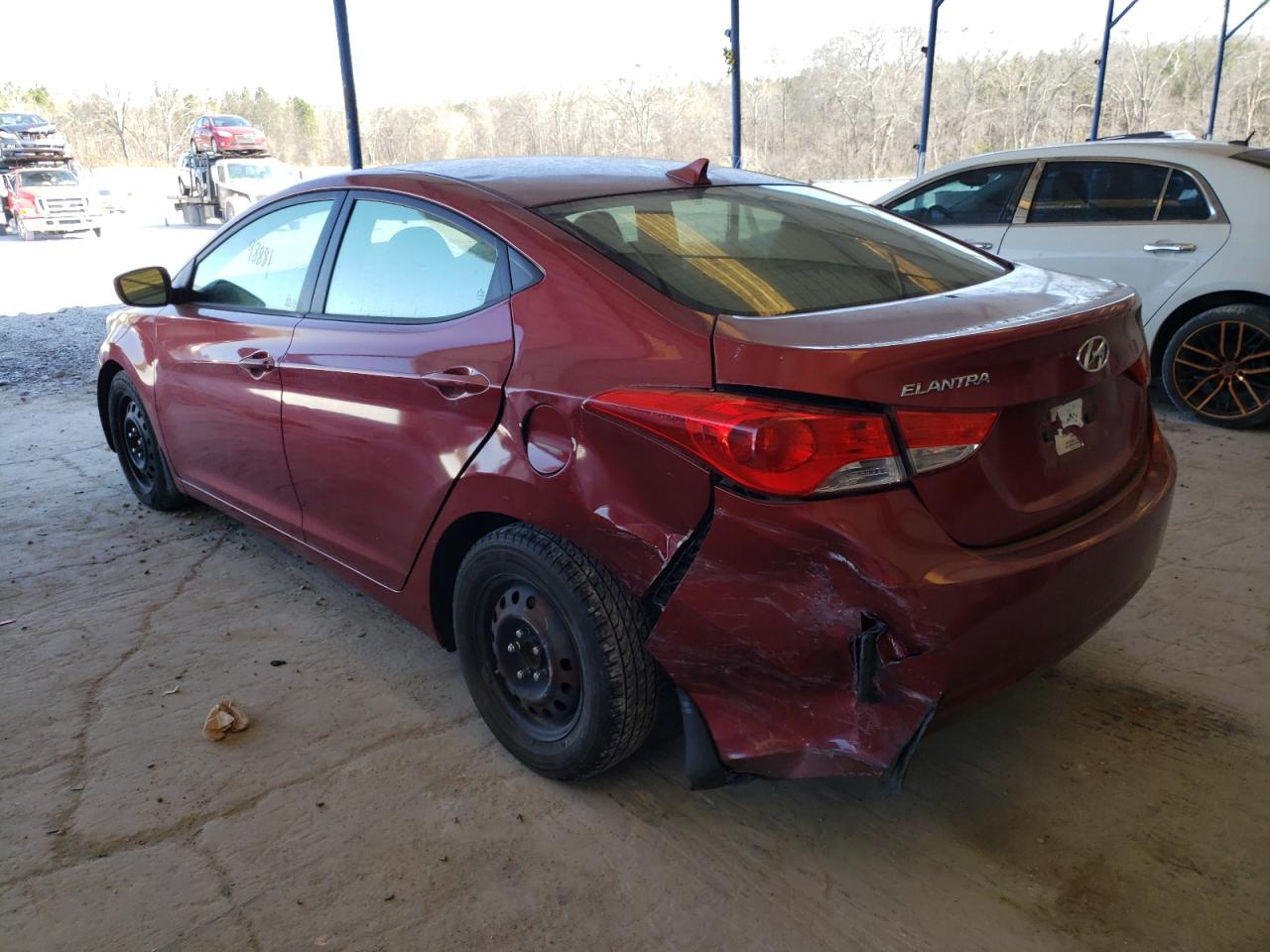 Photo 3 from auction – 2013 HYUNDAI ELANTRA GL with VIN 5NPDH4AE2DH205159